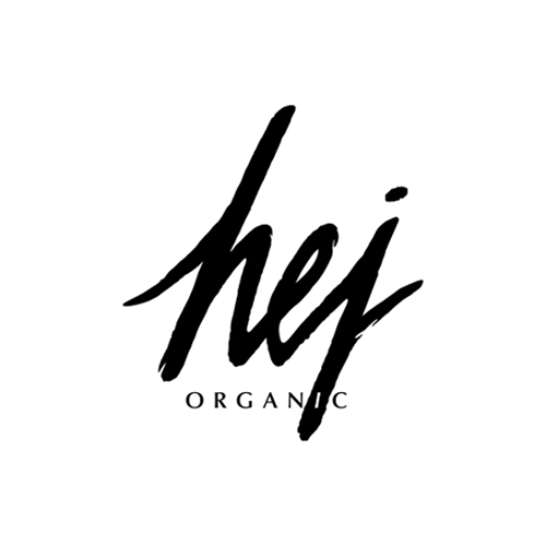 Handgezeichneter schwarzer hej-Pinselstrich über kleingedrucktem ORGANIC-Serifenschrift